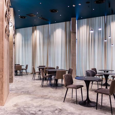 Nova Luxe Hotel & Residences บาทูมิ ภายนอก รูปภาพ
