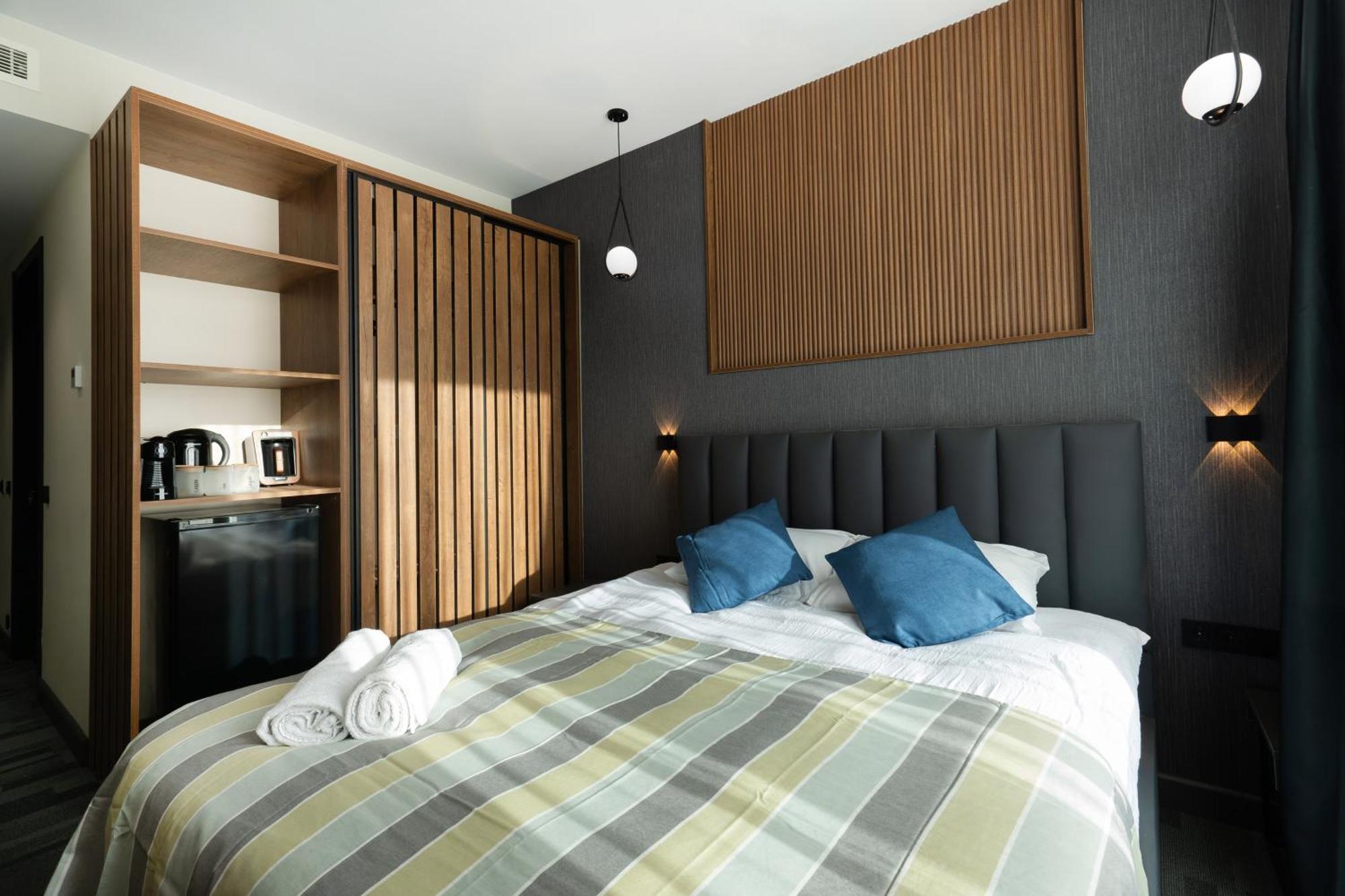 Nova Luxe Hotel & Residences บาทูมิ ภายนอก รูปภาพ